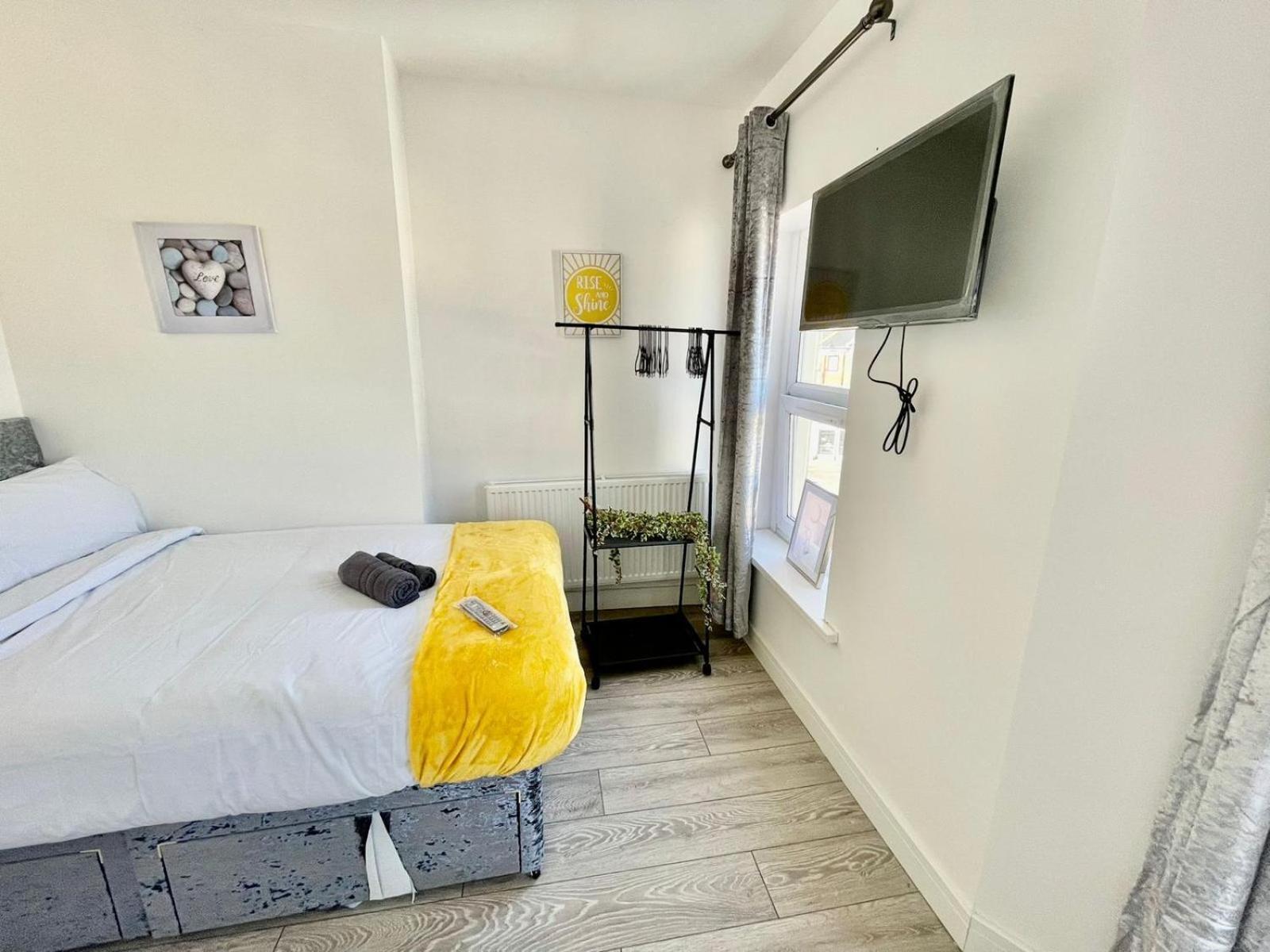 Cheerful 1 Bed Apartment Cardiff City Centre - Penarth Rd Eksteriør bilde